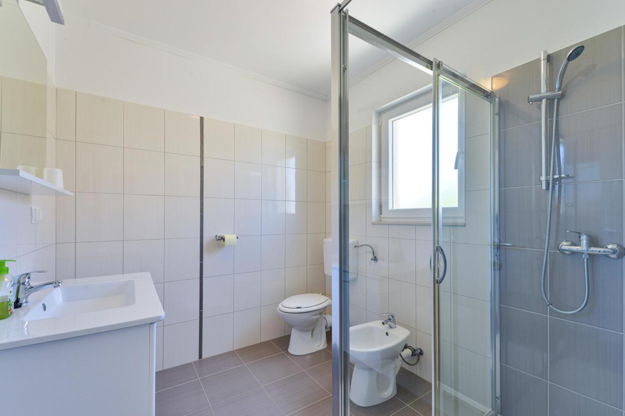 Apartments By The Sea Nin, Zadar - 13172 Kamer foto